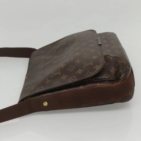 LOUIS VUITTON Monogram Messenger MM Bobourg Shoulder Bag - Picture 4 of 15